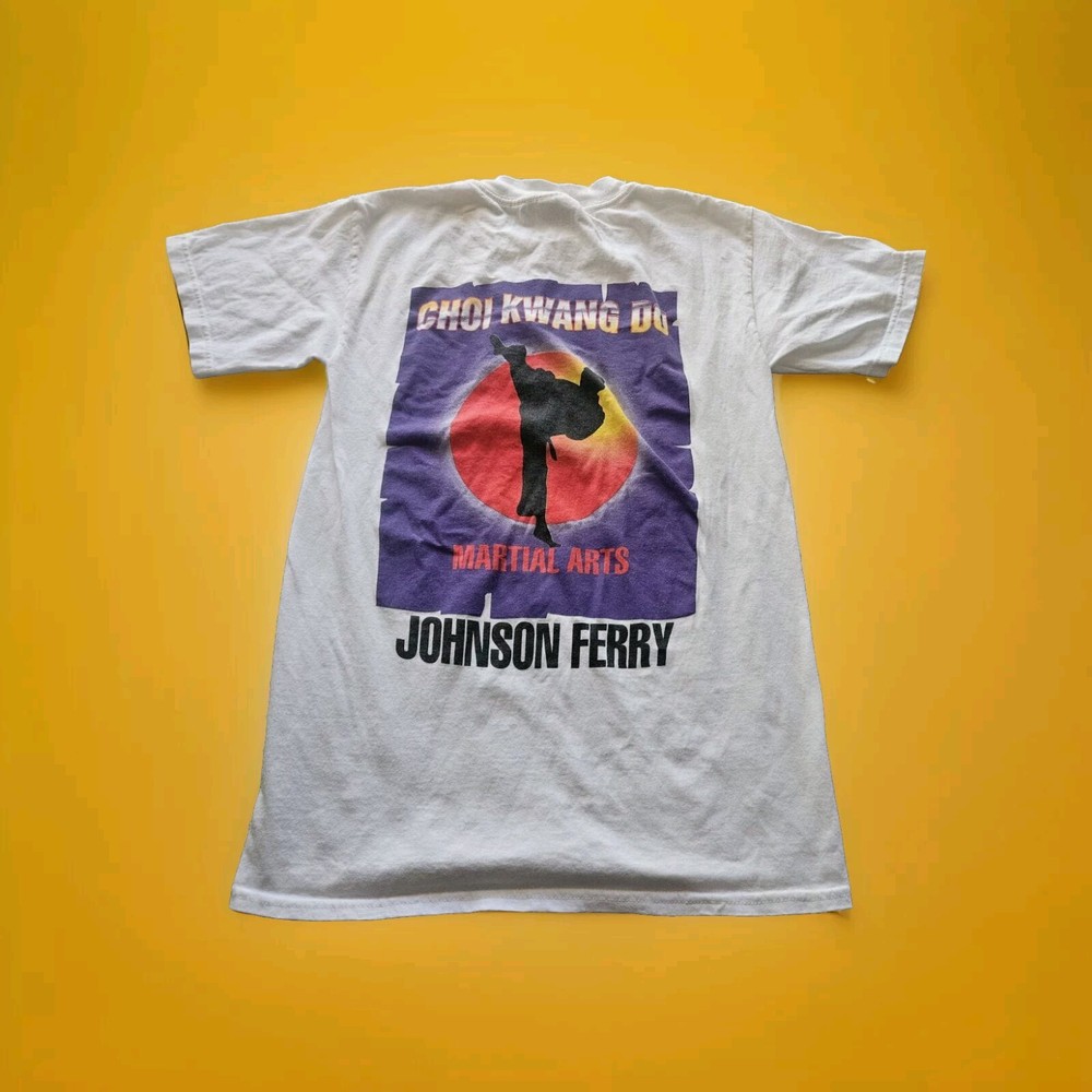Gildan Vintage Martial Arts Johnson Ferry Tae Kwon Do T-Shirt Size Small  