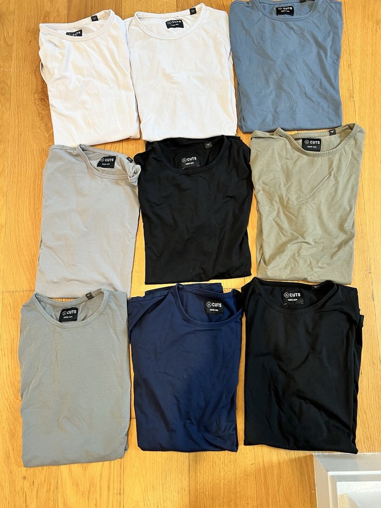 Set Of 9 Worn Cuts Clothing Curve Hem Tees (small)