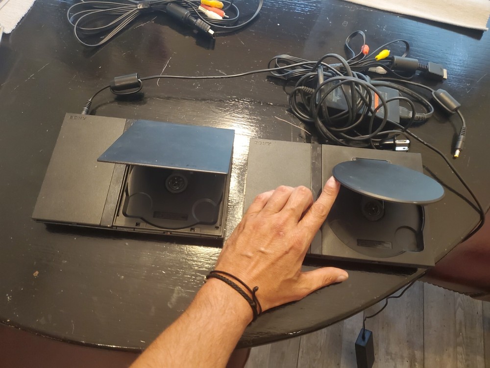 Sony PS2 Slim Launch Edition Charcoal Black Console SCPH-77001CB
