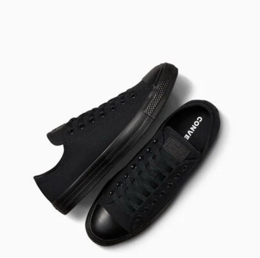 Converse Chuck Taylor All Star Classic Black Monochrome