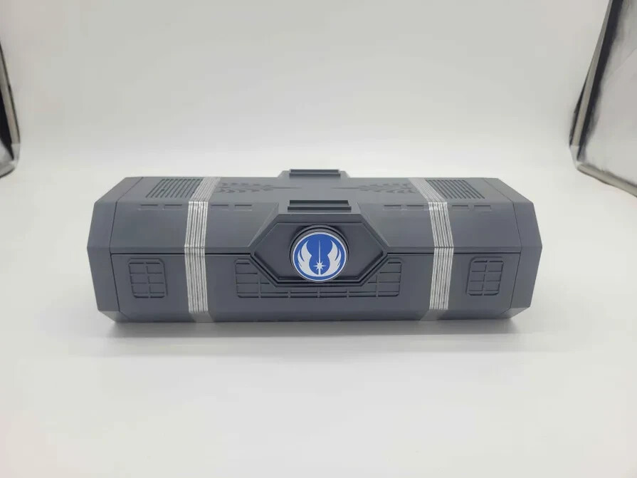 Star Wars Plo Koon Legacy Lightsaber Hilt Galaxys Edge Disney Parks - NEW SEALED