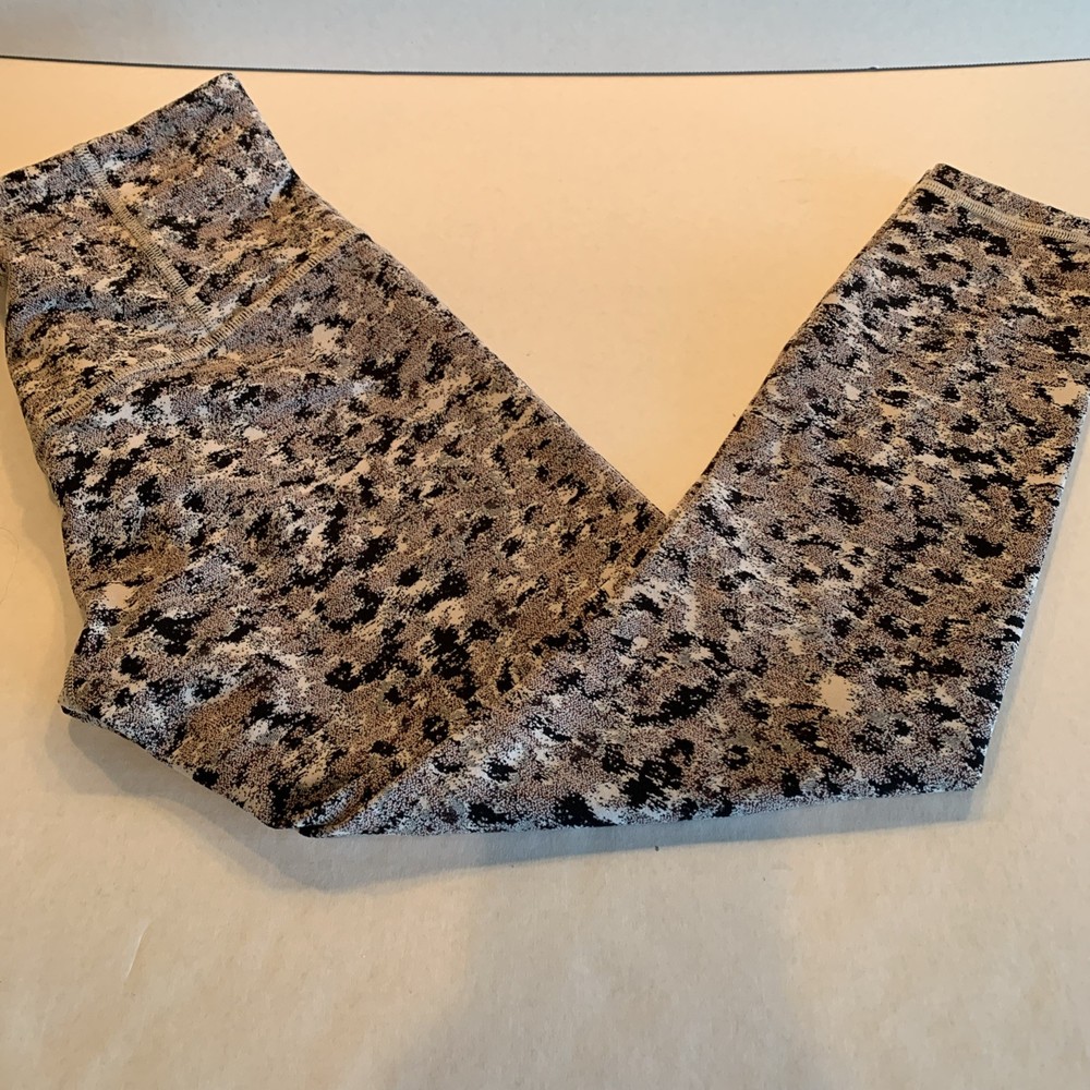 Athleta XS Elation Textured 7/8 Tight Leggings in Meadow Decadent Chocolate for Women