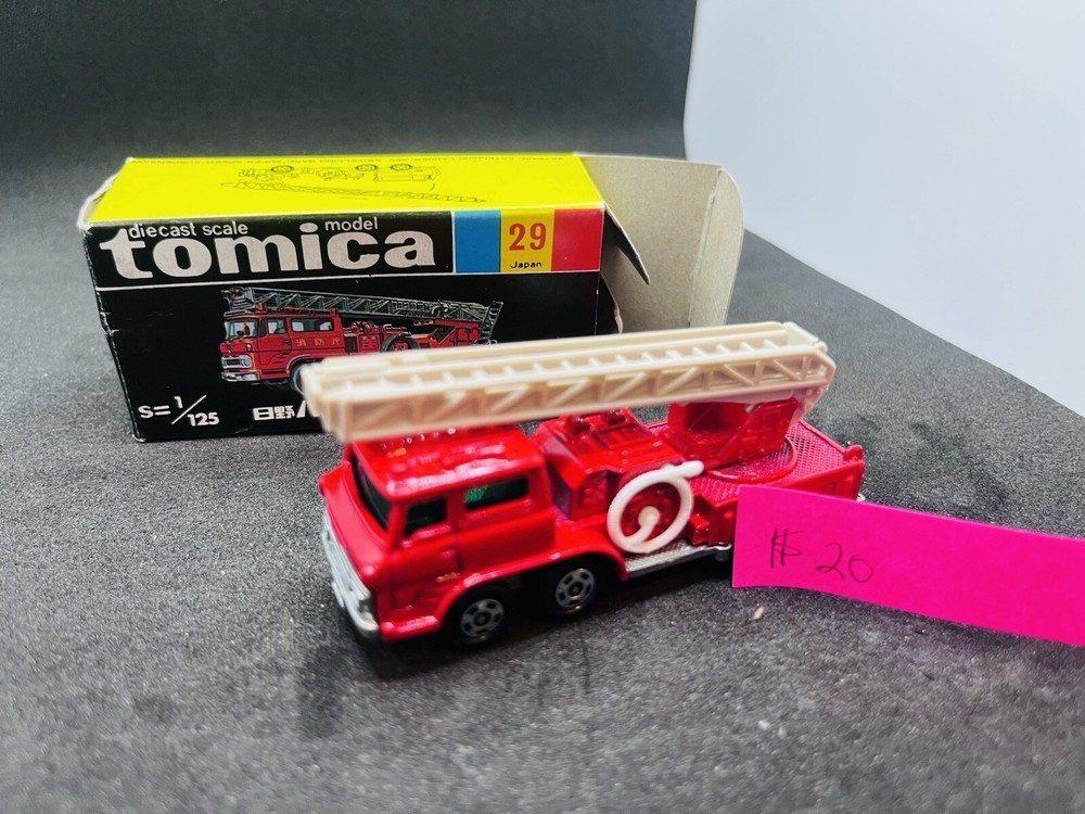 Black Box Tomica 29 Hino Ladder Fire Truck Made in Japan Dead