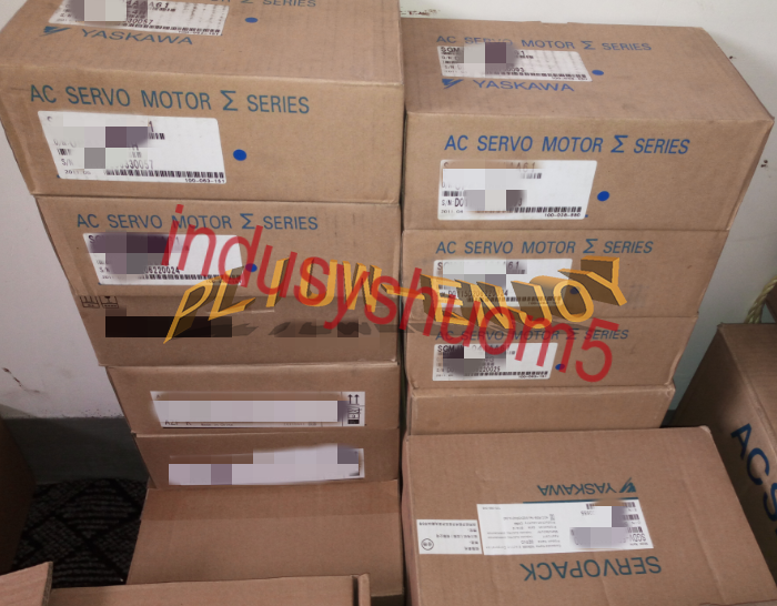 1PCS NEW YASKAWA SERVO MOTOR SGMEV-04DDA61