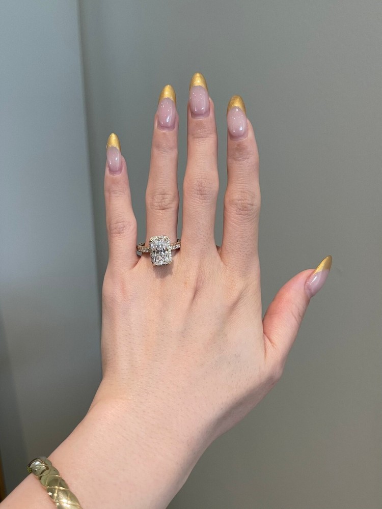 4CT Emerald & Round Cut Moissanite Diamond Eternity Engagement Ring for Women