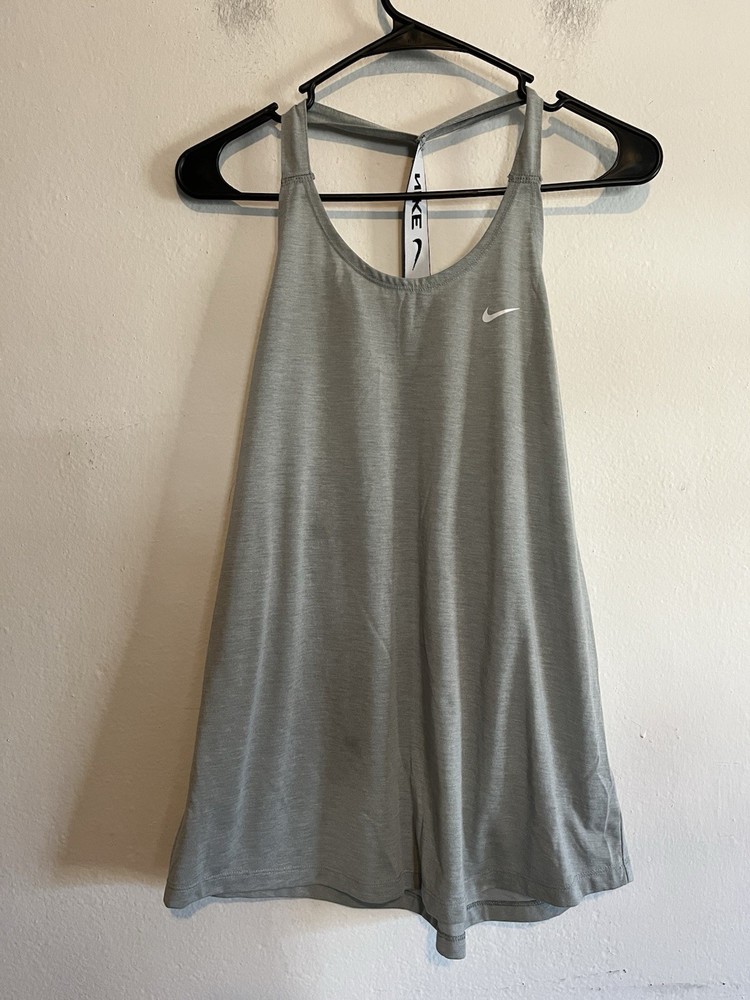 Nike Women’s Gray Dri Fit Loose Racerback Tank Top Large