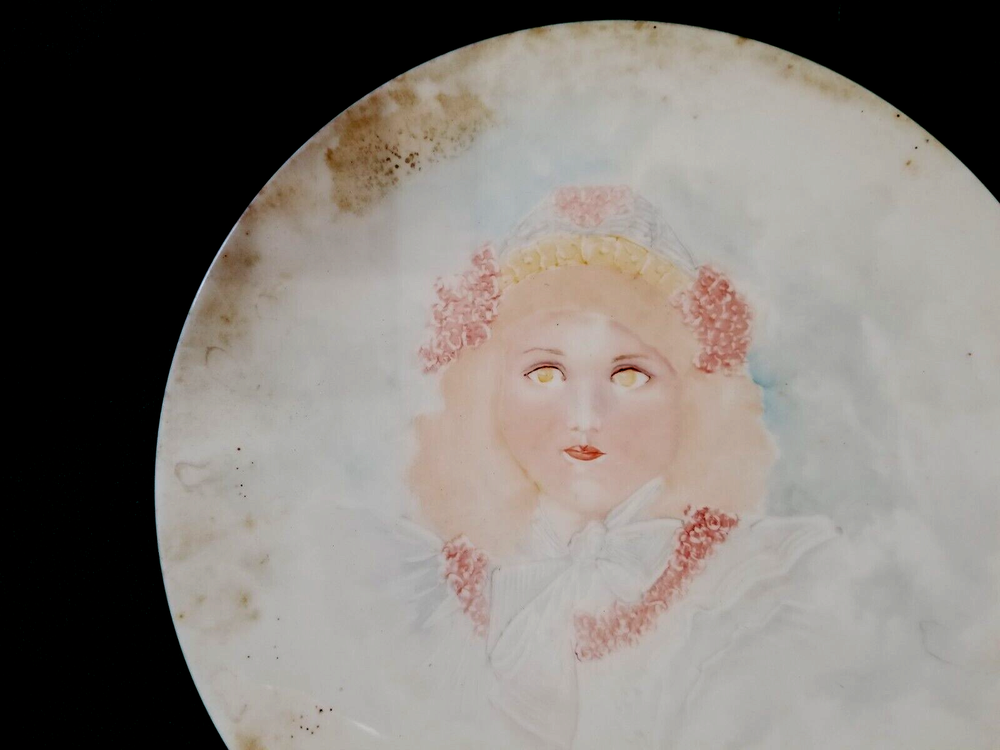 Victorian Girl w Flower Wreath Crown 10