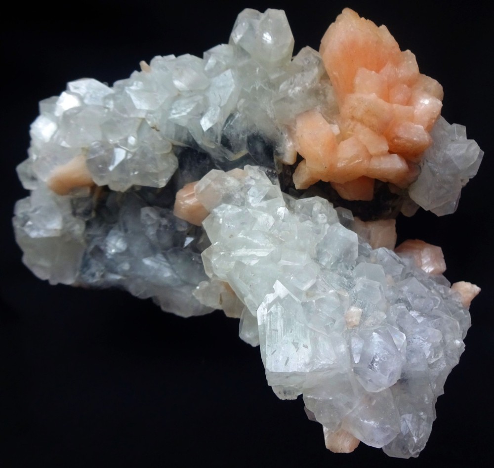APOPHYLLITE CRYSTALS FORMATION W/ STILBITE BOWS MINERALS SPECIMENS