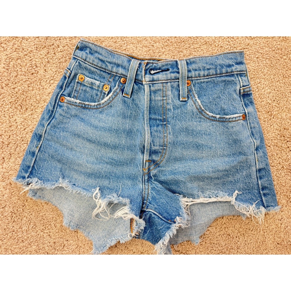 Levis 501 High Rise Distressed Denim Shorts Medium Wash Cut Off Button Fly W23