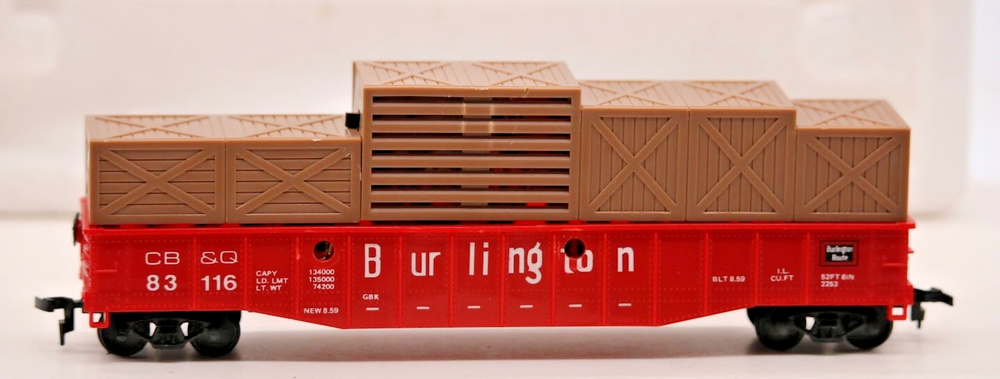 ATHEARN Burlington CB&Q Gondola #83116 – HO Scale Vintage U.S.A. – Red W/ Load