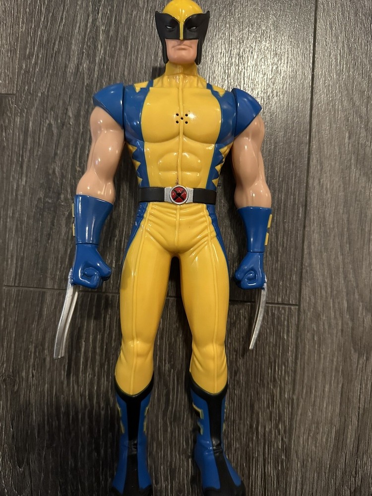 Wolverine 12 Inch Action Figure Marvel Heroes Walkie-Talkies Electronic 2005
