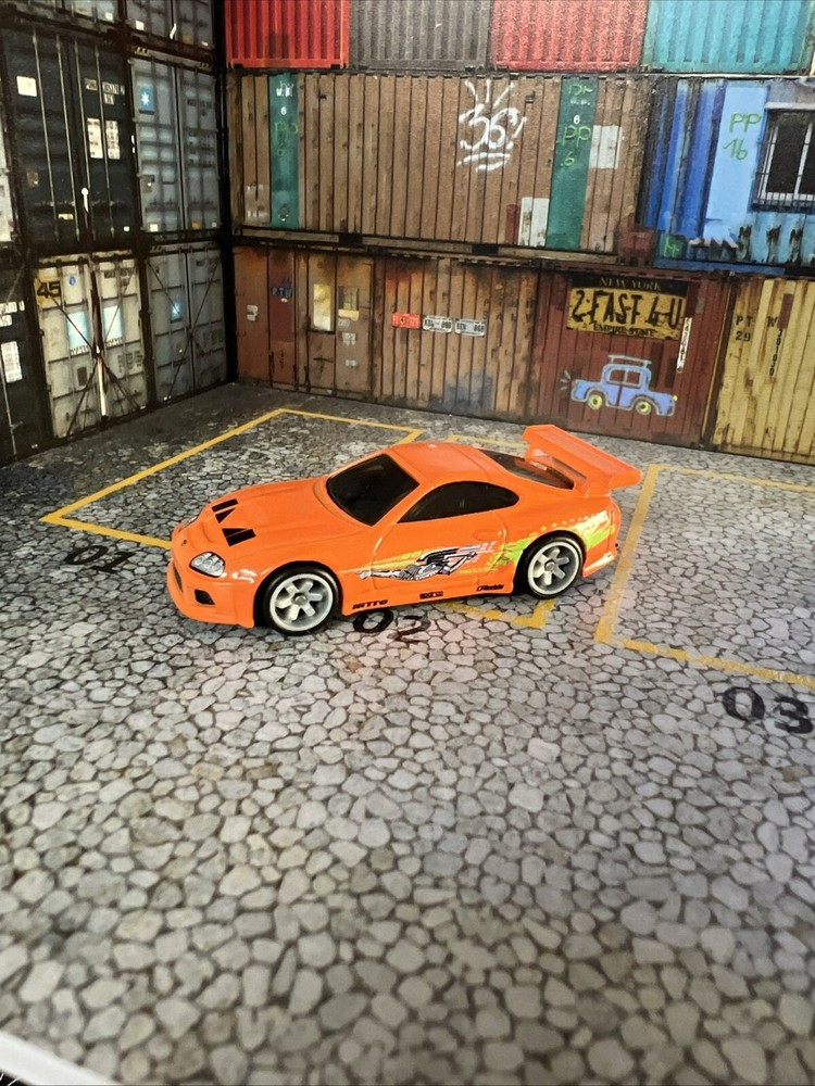 Hot Wheels FAST AND FURIOUS PREMIUM DIORAMA -SUPRA REAL RIDERS LOOSE MINT ORANGE