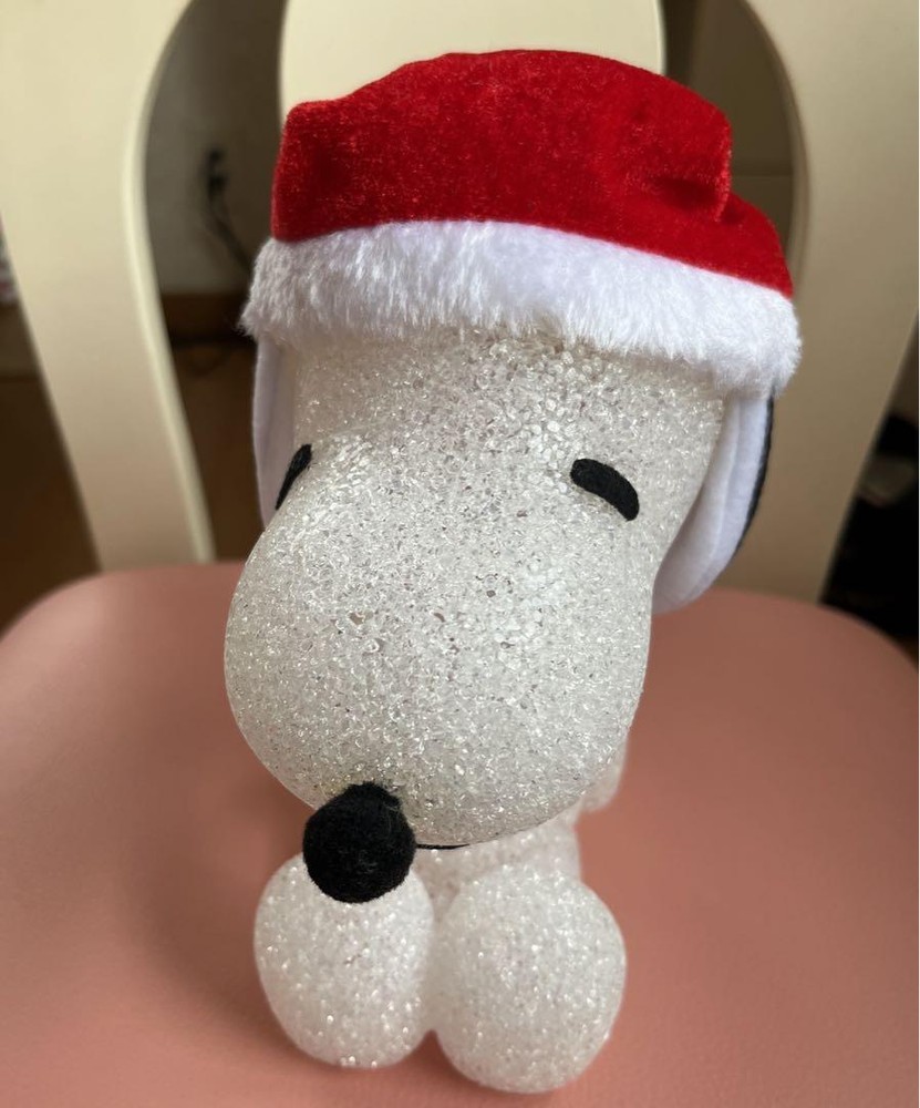 Snoopy Christmas Figurine