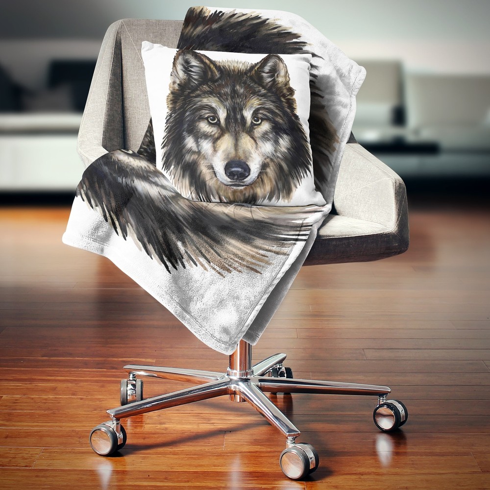 Designart 'Wolf Head' Animal Throw Blanket Black 59 in. x 71 in.