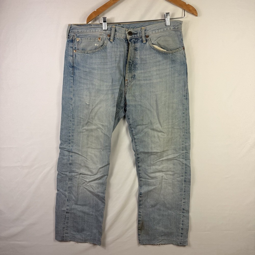 Levi's 505 Jeans Men’s 34x29 Regular Fit Straight Leg Blue Light Wash Denim