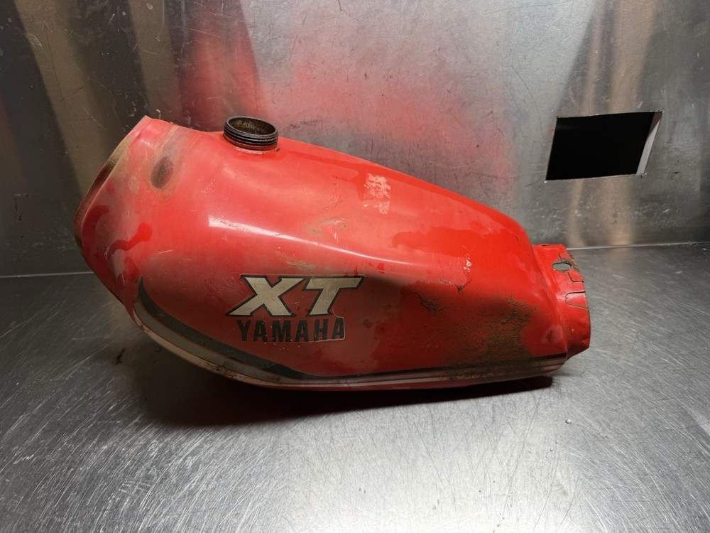 Yamaha XT250 XT 250 Steel Cap Tank Petrol Gas Fuel OEM genuine Mount Bracket