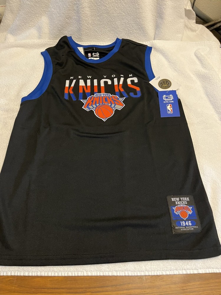 new york knicks jersey large
