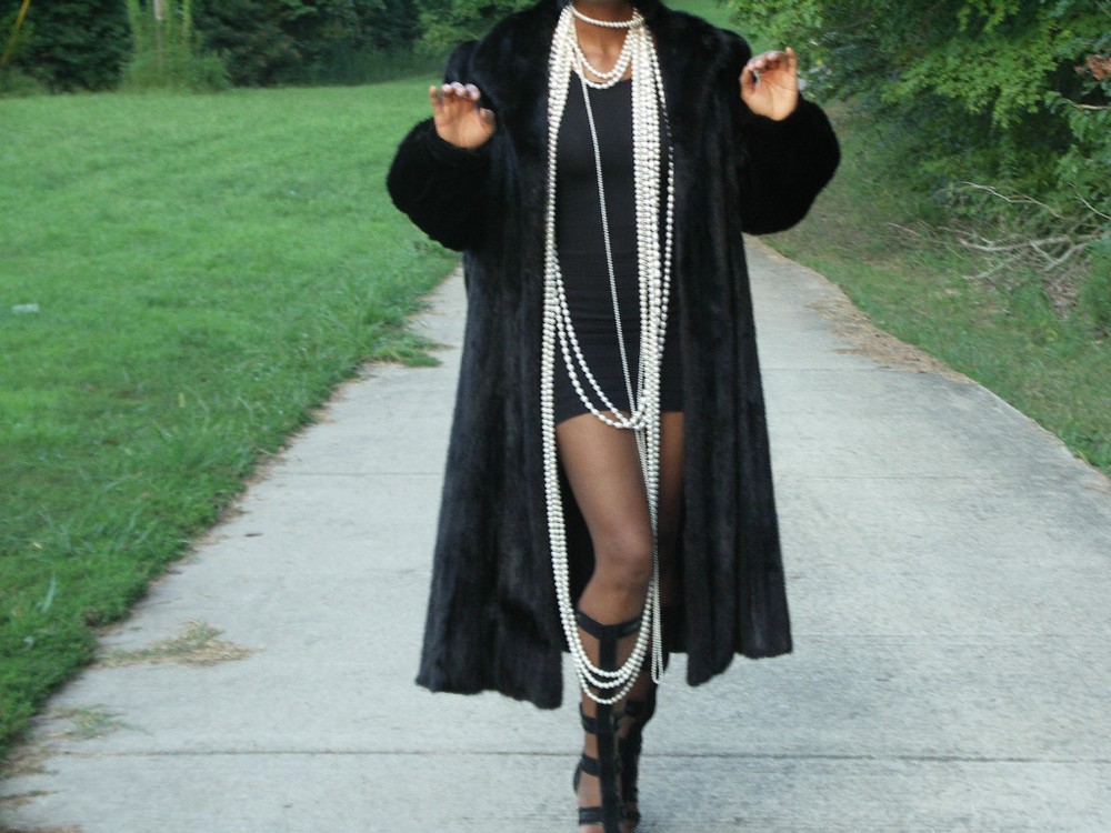 Luxury Young Black Kaufman Mink Fur Coat in Medium to Large Size-image
