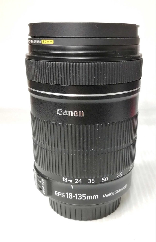 Canon EFS 18-135mm F3.5-5.6 IS Zoom Lens for DSLR Cameras with Image Stabilization