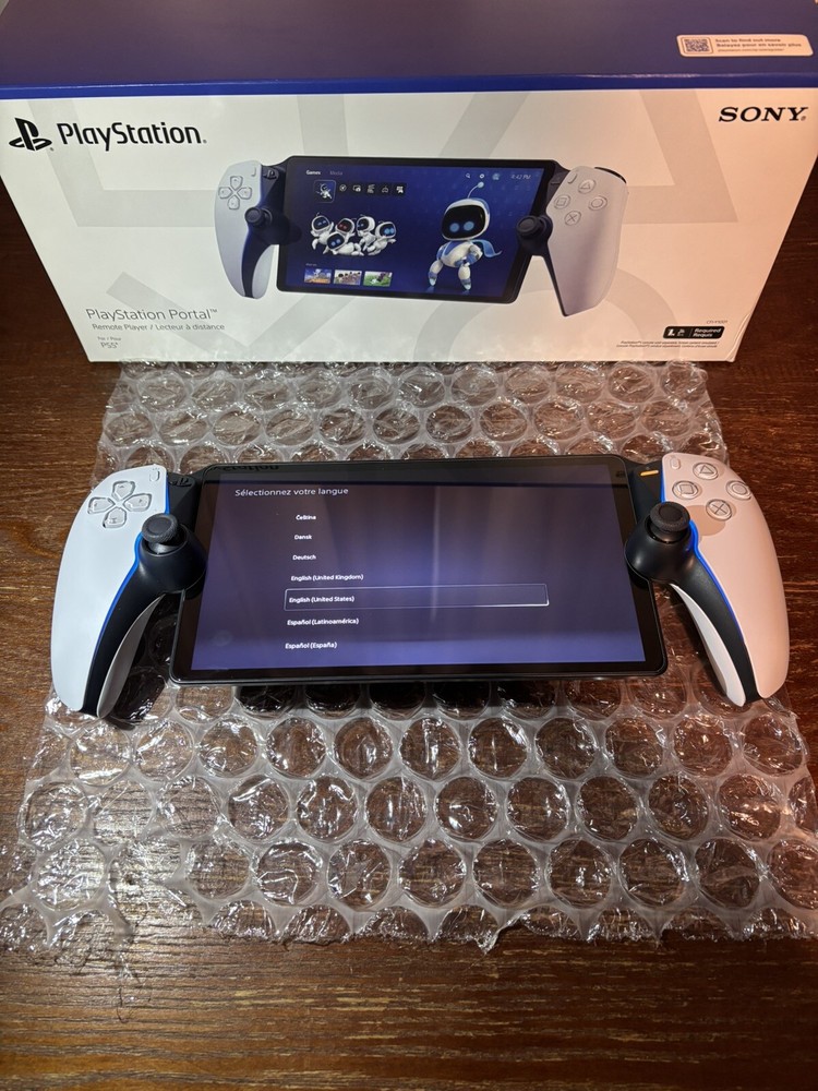 Sony PlayStation Portal Remote Player (PlayStation 5) - White (CFI-Y1001)