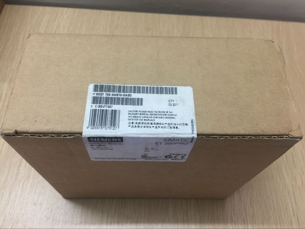 SIEMENS New In Box PLC 6ES7154-4AB10-0AB0 6ES7154-4AB10-0AB0 1 year warranty