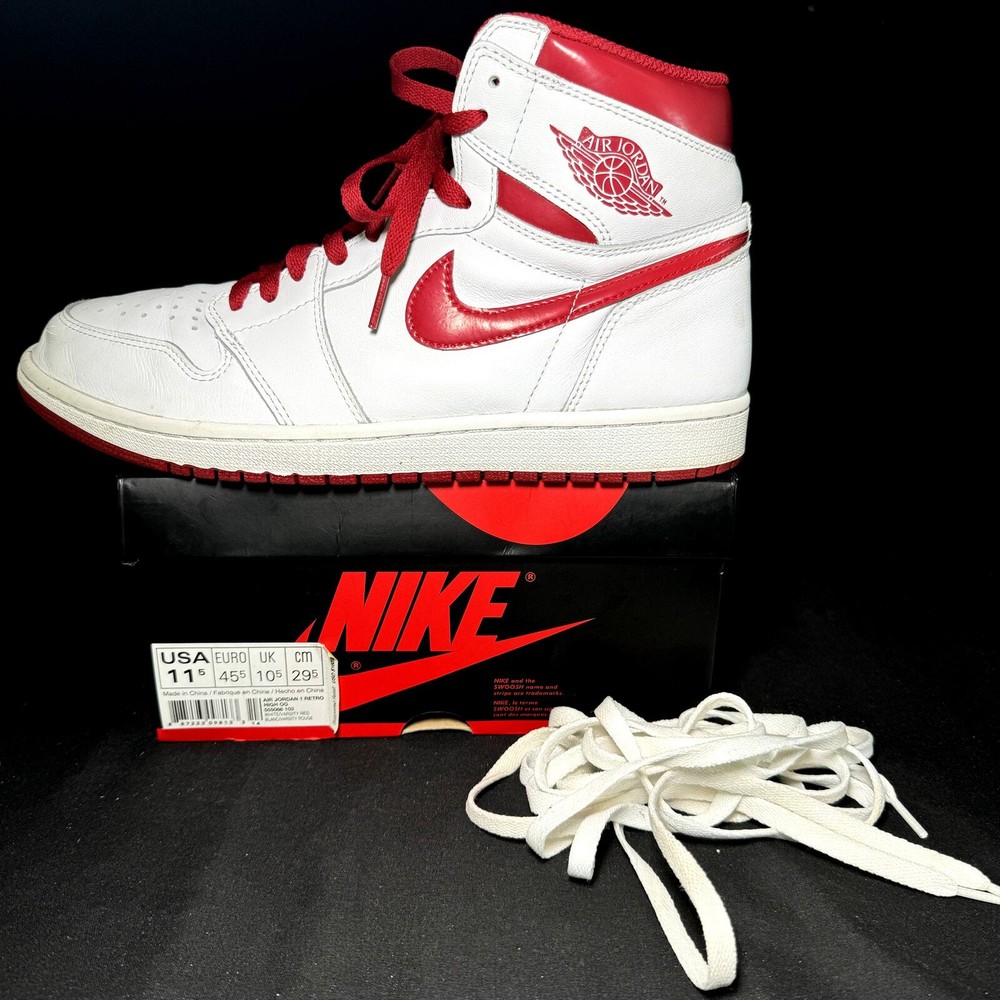 Air Jordan 1 Retro High OG Metallic Red Men's Shoes - Size 11.5 - 555088 103