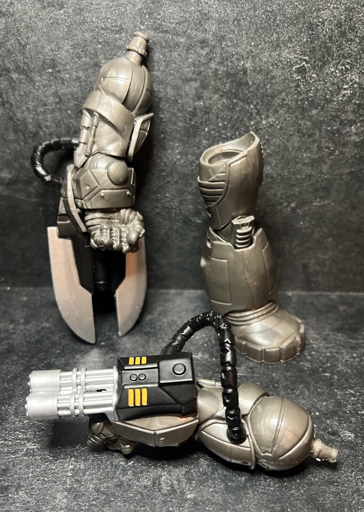 Marvel Legends Mandroid BAF Left Right Arms Leg Parts Nice Condition