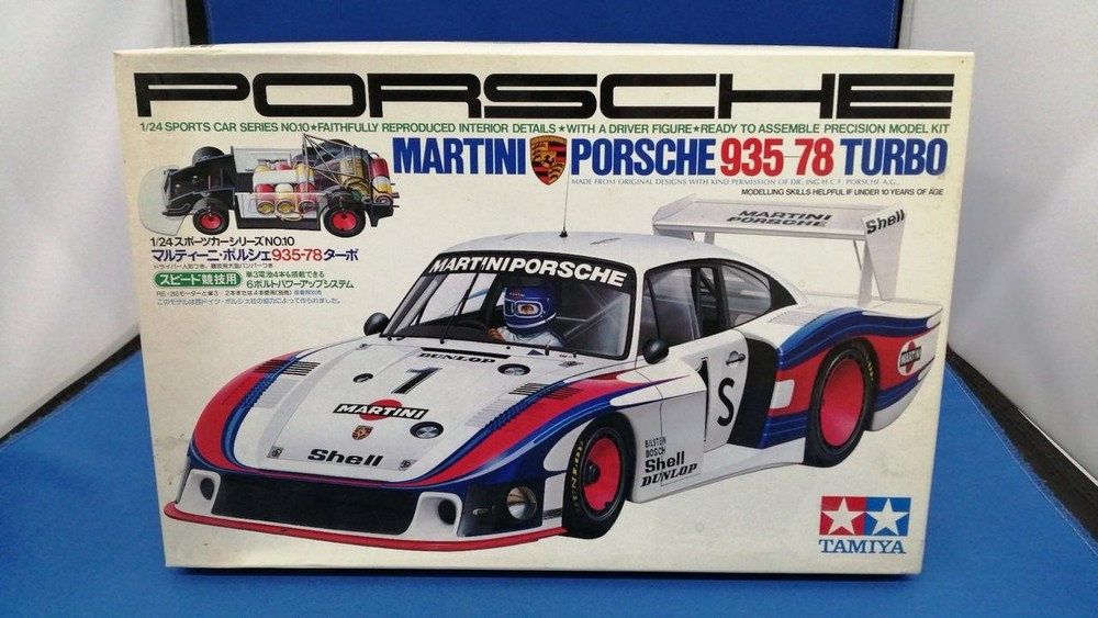 Tamiya Martini Porsche 935-78 Turbo Sports Car Model Kit