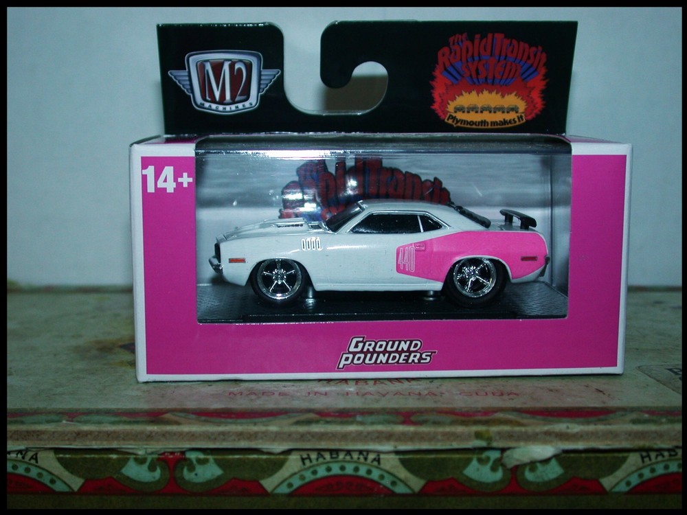 M2 Machines 1971 Plymouth Cuda 440  Ground Pounders  1:64