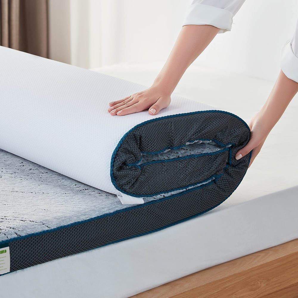 LINSY LIVING Memory Foam Mattress Topper Queen, 3-Inch Memory Foam Mattress T...