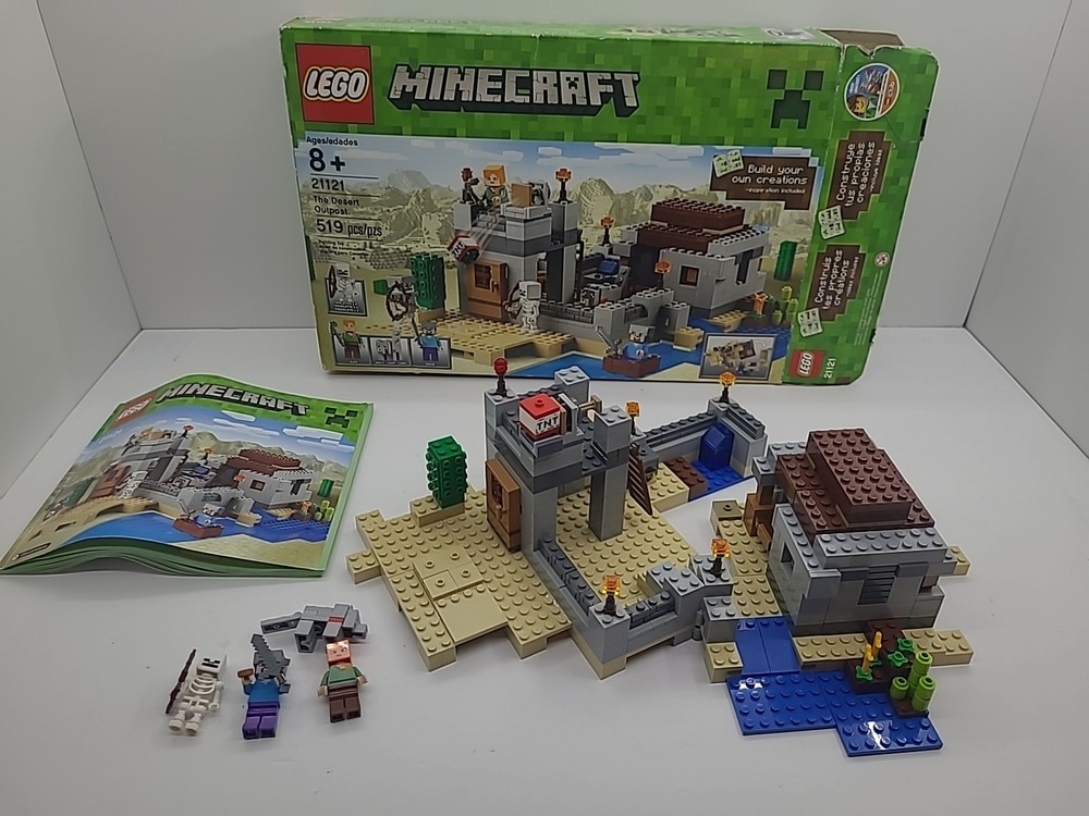 Lego Minecraft: 21121 The Desert Outpost - Mostly Complete
