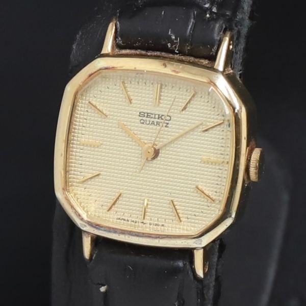 Seiko 1421-5060 Gold Dial Ladies Vintage Watch QZ Pre-Owned