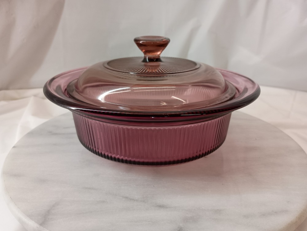 Pyrex Corning Vision Cranberry 24 oz V-30-B With Lid V-1-C Round Ribbed
