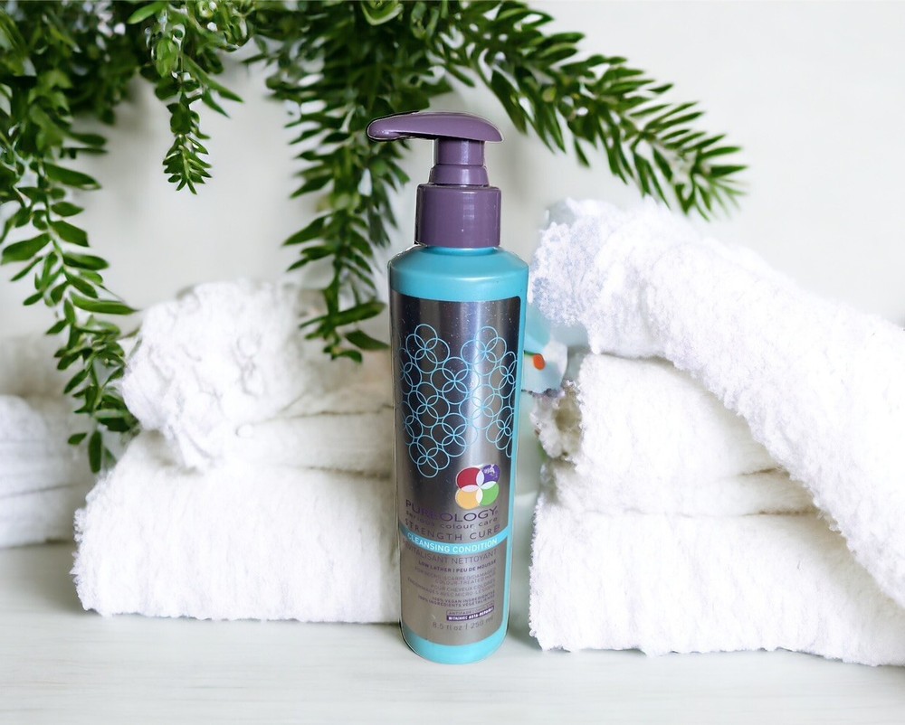 PUREOLOGY SERIOUS COLOUR CARE: STRENGTH CURE Cleansing Conditioner 8.5 oz/250 ml
