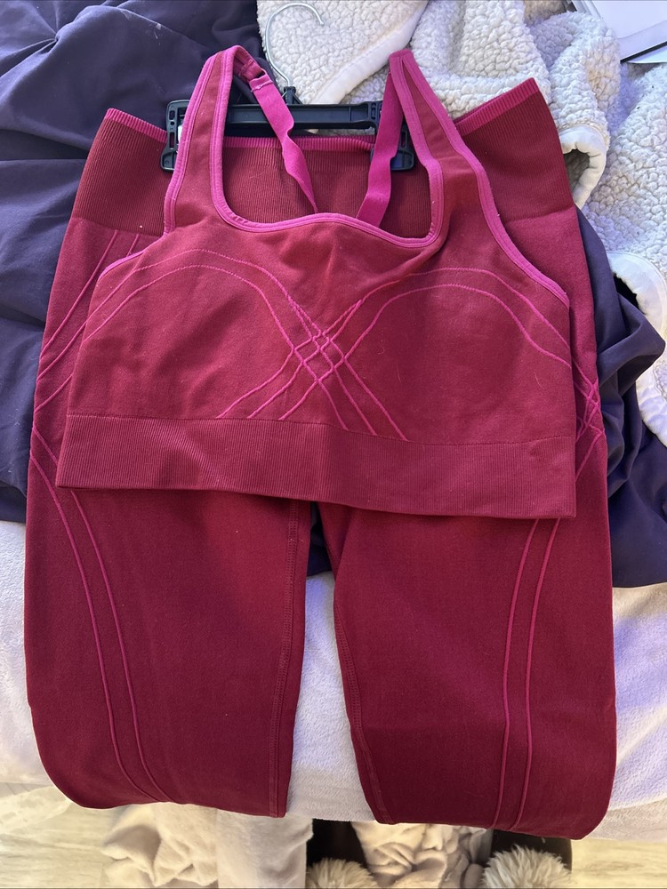 Sculptknit By Fabletics Leggings Size Large Red High Rise Perforated Detailing