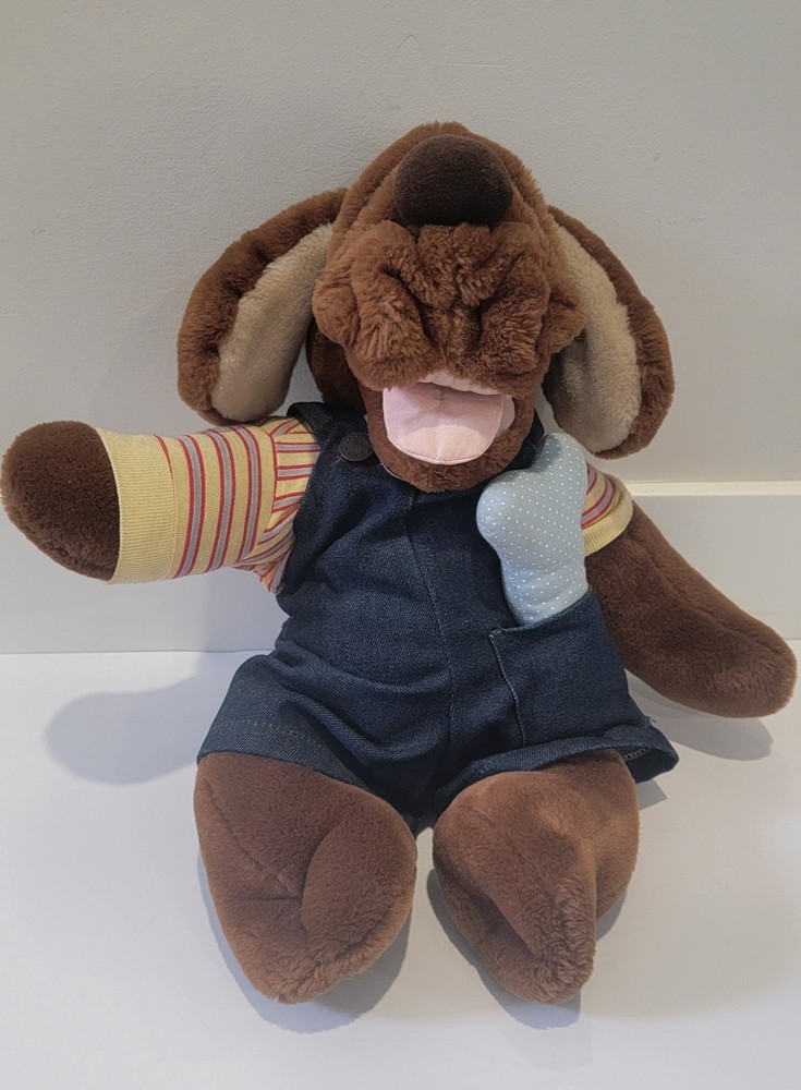 Ganz Bros 1981 Wrinkles Original Dog Puppet