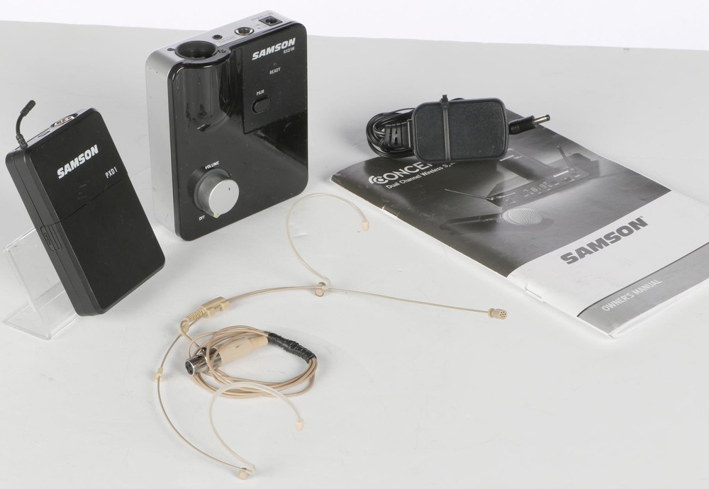 Samson XPDm Digital Wireless Headset System for Clear Audio