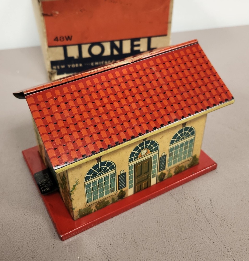 Lionel Prewar 48W Passenger Station with Operating Whistle--Works! EX/OB [DH5]