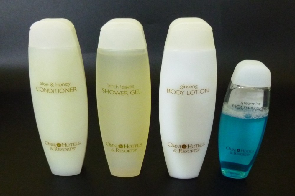 Gilchrist & Soames Travel Set with Body Lotion Shampoo Conditioner and Mouthwash