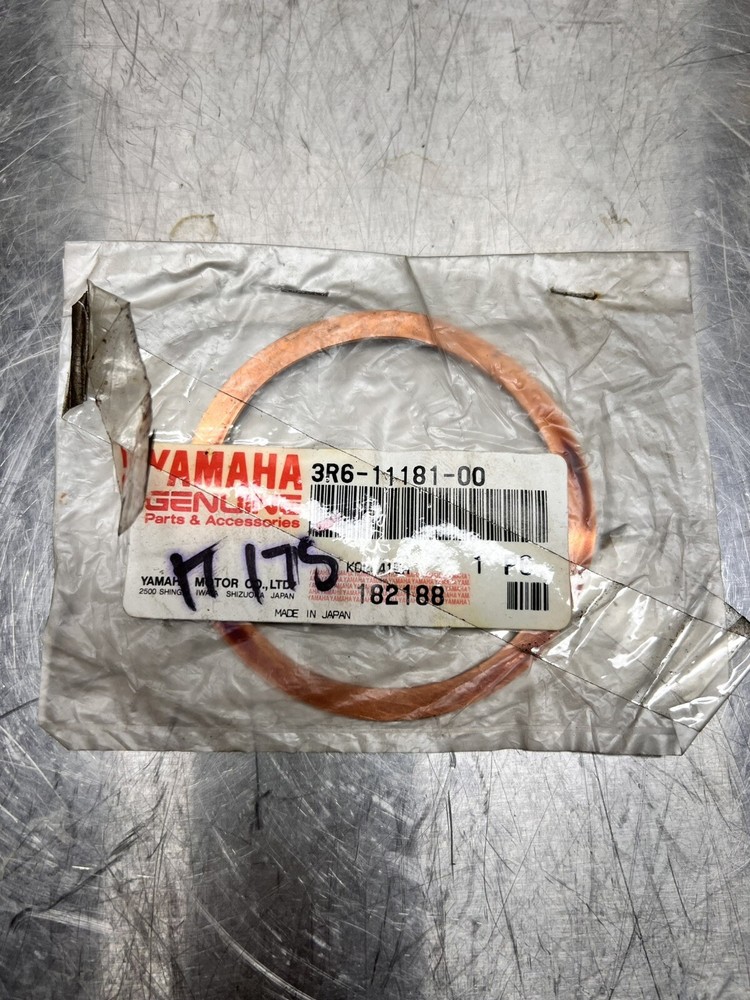 Yamaha IT175 IT 175 Exhaust Gasket Kit Cover Gaskets Engine Motor 3R6-11181-00