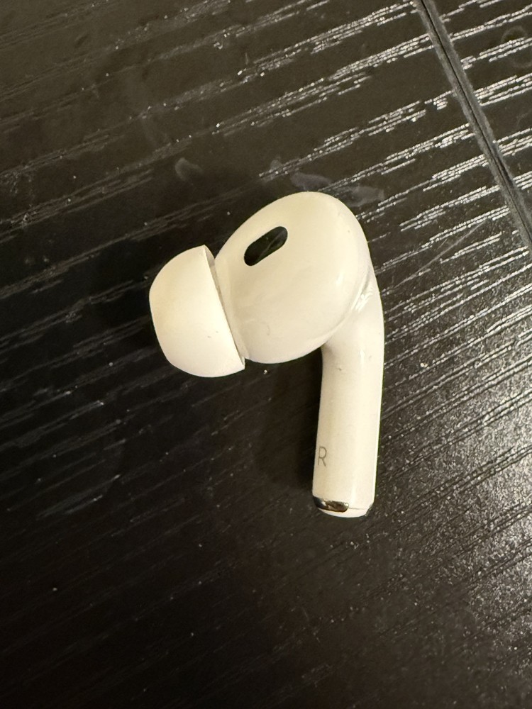 Apple AirPods Pro 1st Gen Replacement Right Earbud Only  