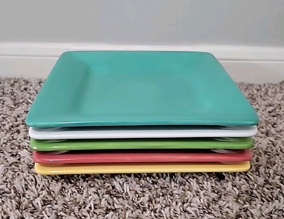 Ciao II Artimino Earthware Square Dinner Or Salad Plates 9