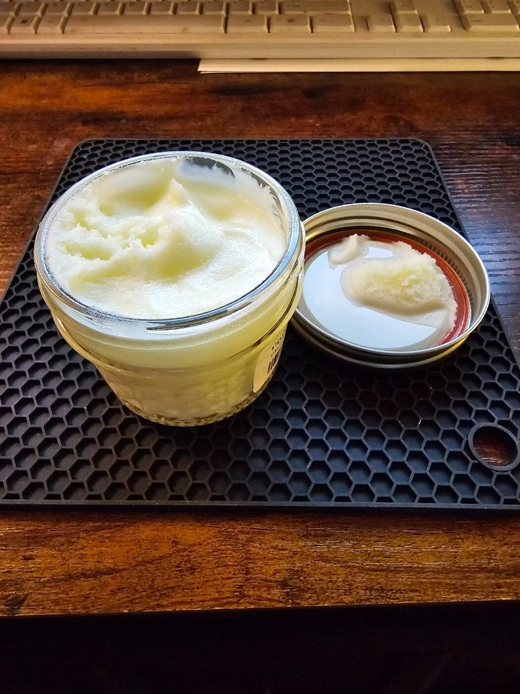 Handmade Tallow Butter Cream - for Face and Body, Nourishing and Hydrating Skin