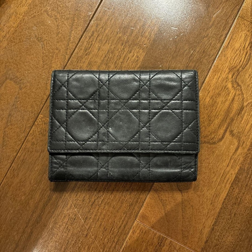 Dior Women's Black Trifold Wallet Pre-Owned Luxury