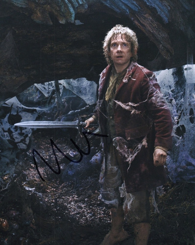 Martin Freeman Autographed The Hobbit Movie Photo 2