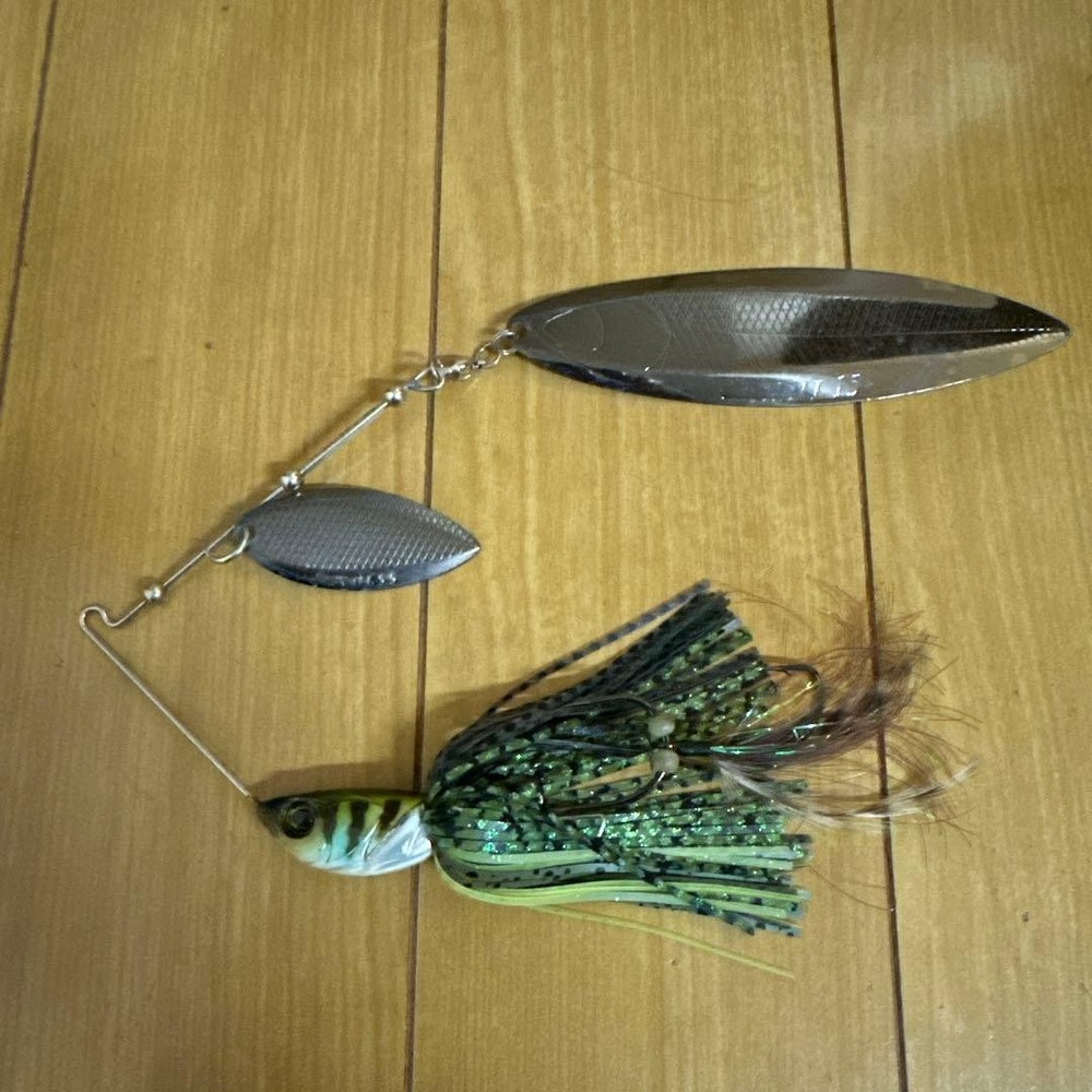 Jackall Megalodon Spinnerbait Hard Lure, Excellent Condition, Fishing Gear