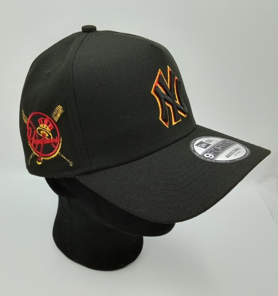 New York Yankees Black New Era 9Forty Cap Snapback