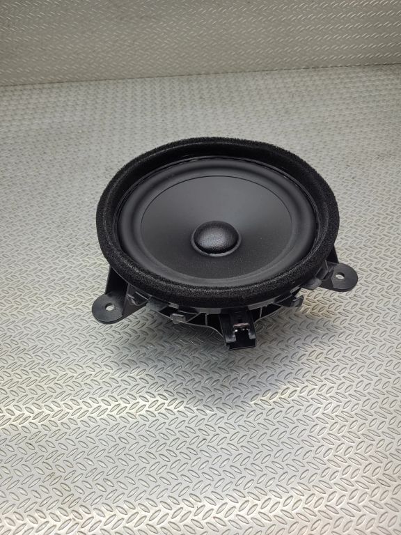 2014 Volvo XC60 Rear Door Speaker 41016403 SVJ17115 Replacement