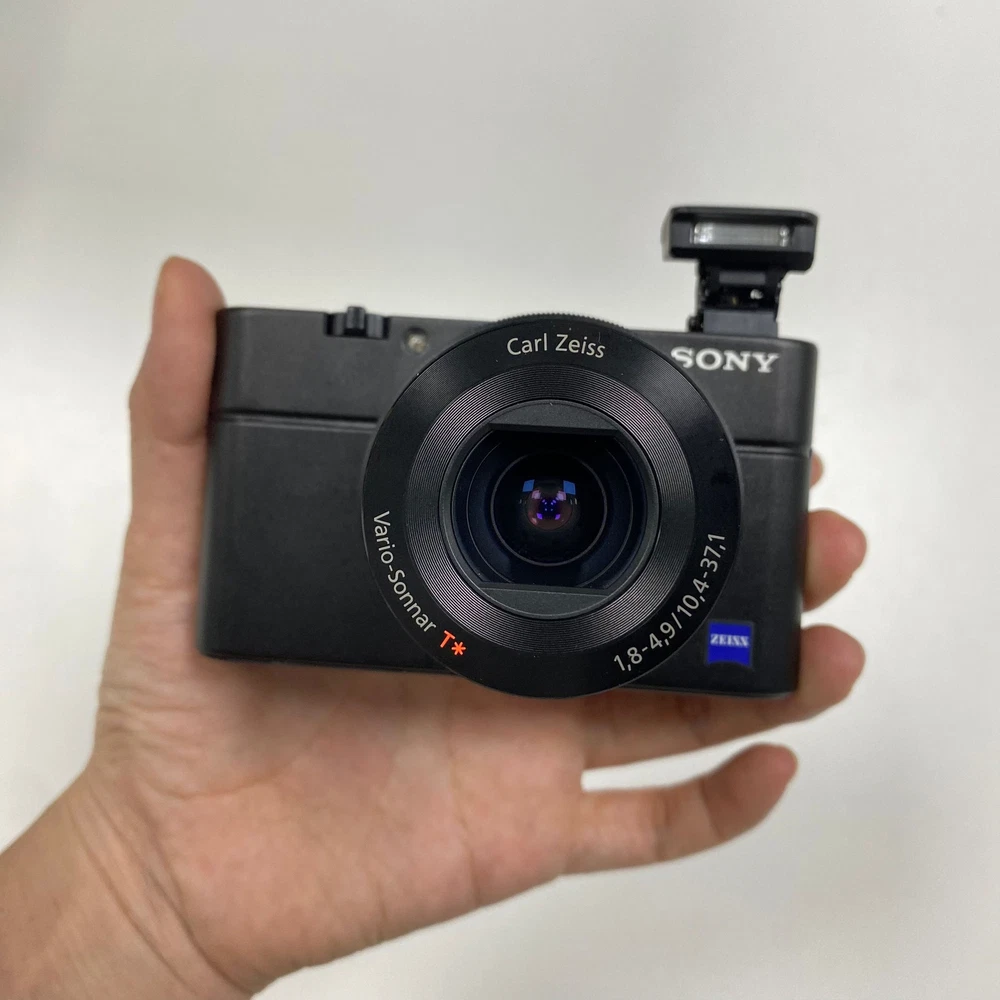 Sony Cyber-Shot DSC-RX100 20.2MP 3.6x Zoom Compact Digital Camera English Version