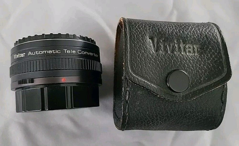 Vivitar 2x-21 Auto Tele-Converter for Olympus OM with leather case and caps